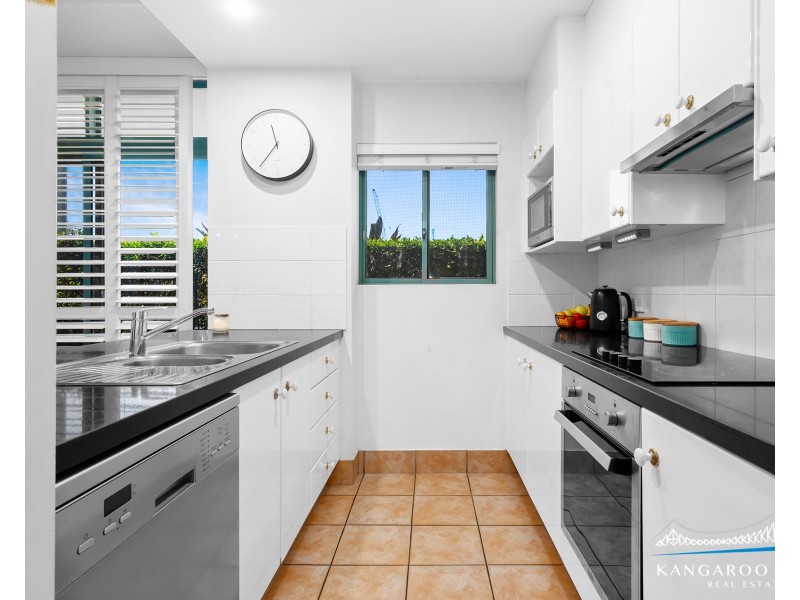 10 Goodwin Street, Kangaroo Point QLD 4169
