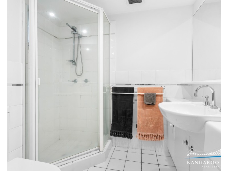 10 Goodwin Street, Kangaroo Point QLD 4169