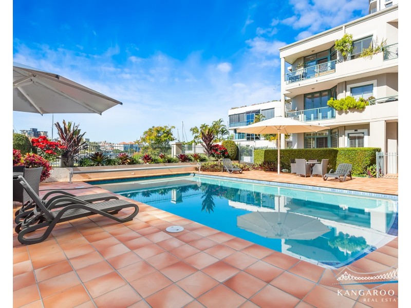10 Goodwin Street, Kangaroo Point QLD 4169