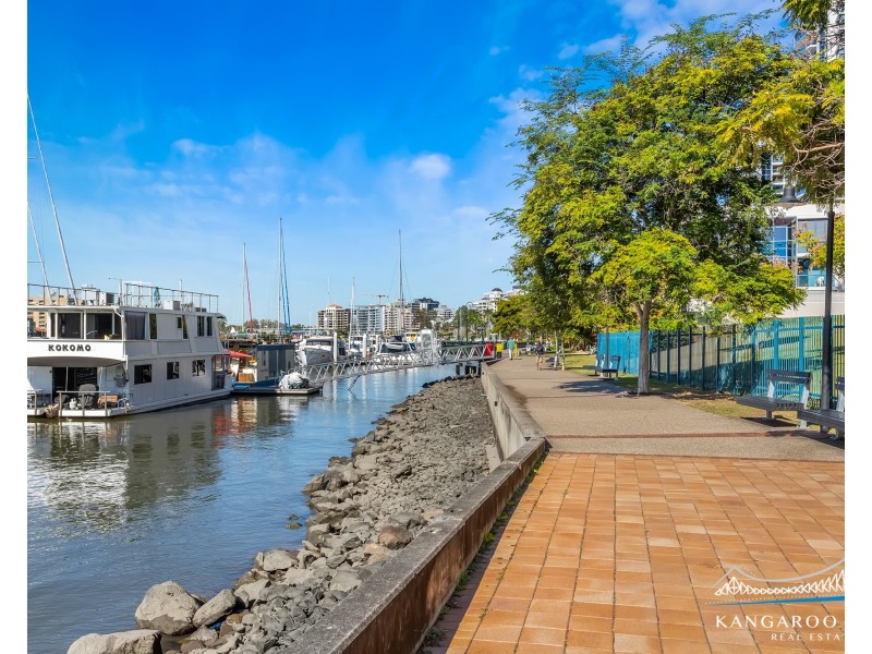 10 Goodwin Street, Kangaroo Point QLD 4169