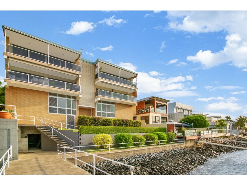 52 Wynnum Road, Norman Park QLD 4170