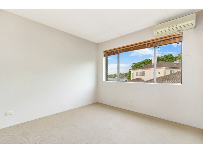 52 Wynnum Road, Norman Park QLD 4170