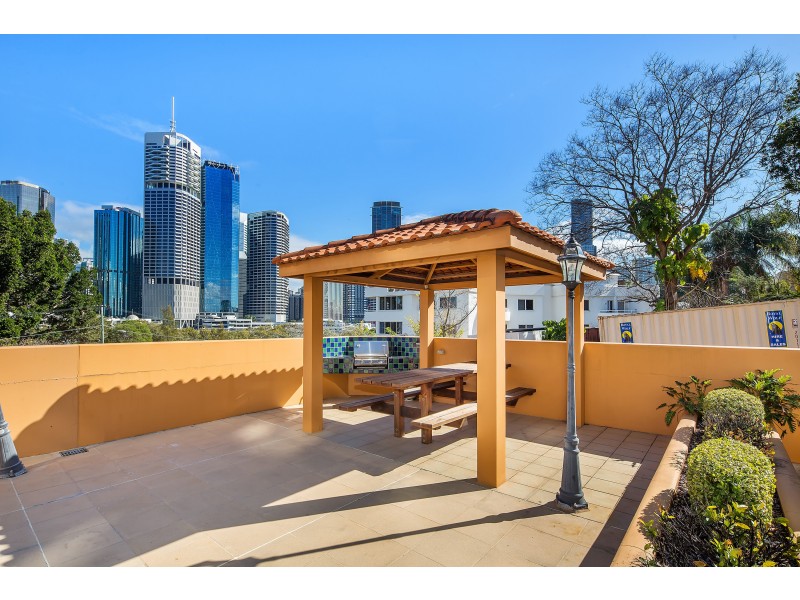 4/235 Main Street, Kangaroo Point QLD 4169