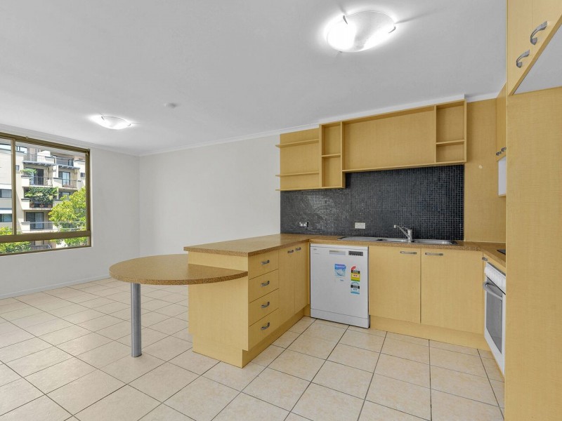 89 Thorn Street, Kangaroo Point QLD 4169