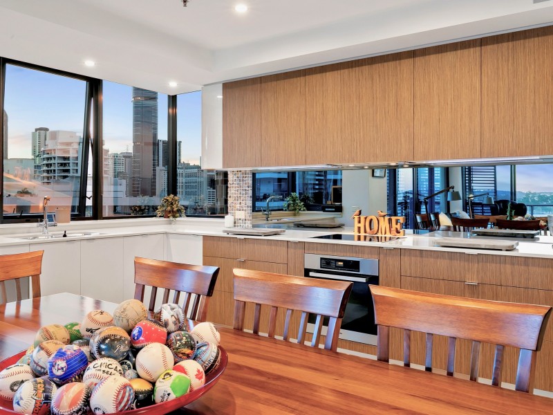 43/2 Goodwin Street, Kangaroo Point QLD 4169