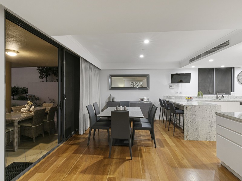 3/76 Thorn Street, Kangaroo Point QLD 4169