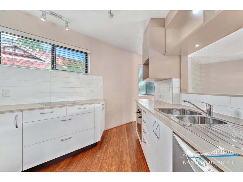 2 Bright Street, Kangaroo Point QLD 4169