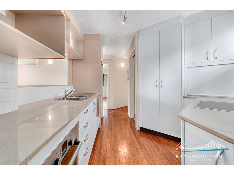 2 Bright Street, Kangaroo Point QLD 4169