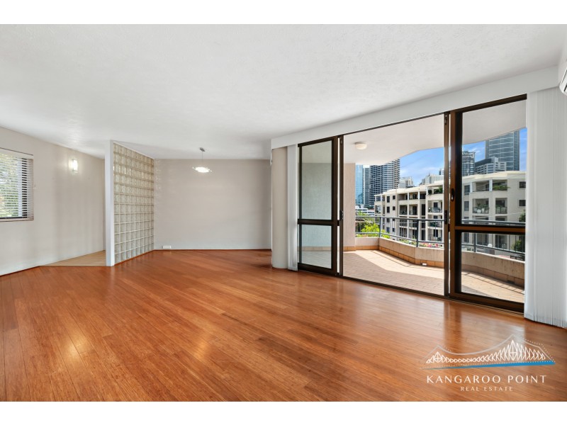 2 Bright Street, Kangaroo Point QLD 4169
