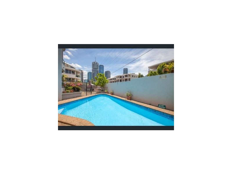 2 Bright Street, Kangaroo Point QLD 4169