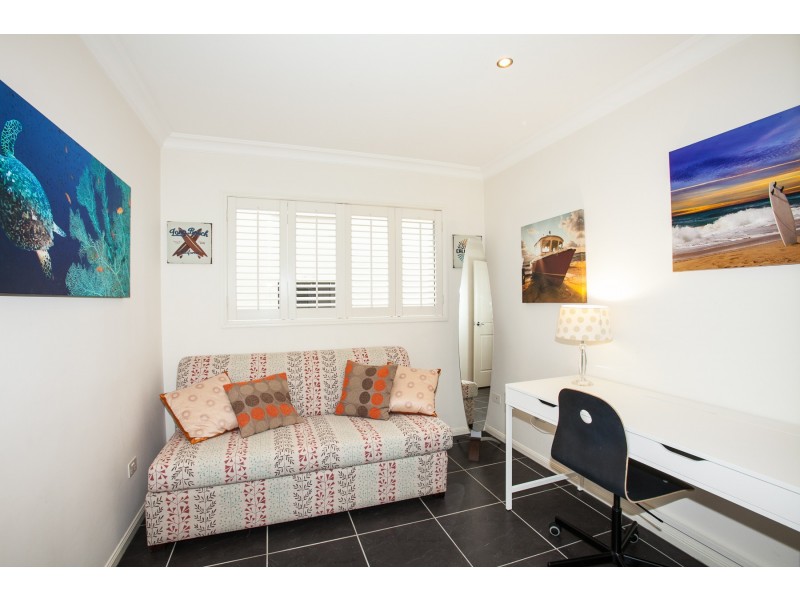 36 Macdonald Street, Kangaroo Point QLD 4169
