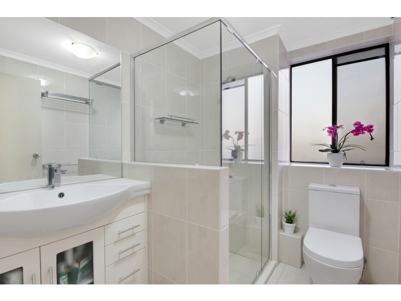 62 Bromley Street, Kangaroo Point QLD 4169