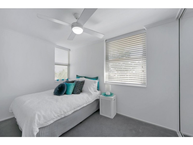 55 Thorn Street, Kangaroo Point QLD 4169