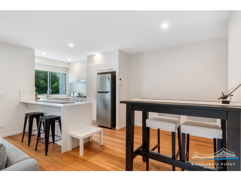 13 Fenton Street, Fairfield QLD 4103