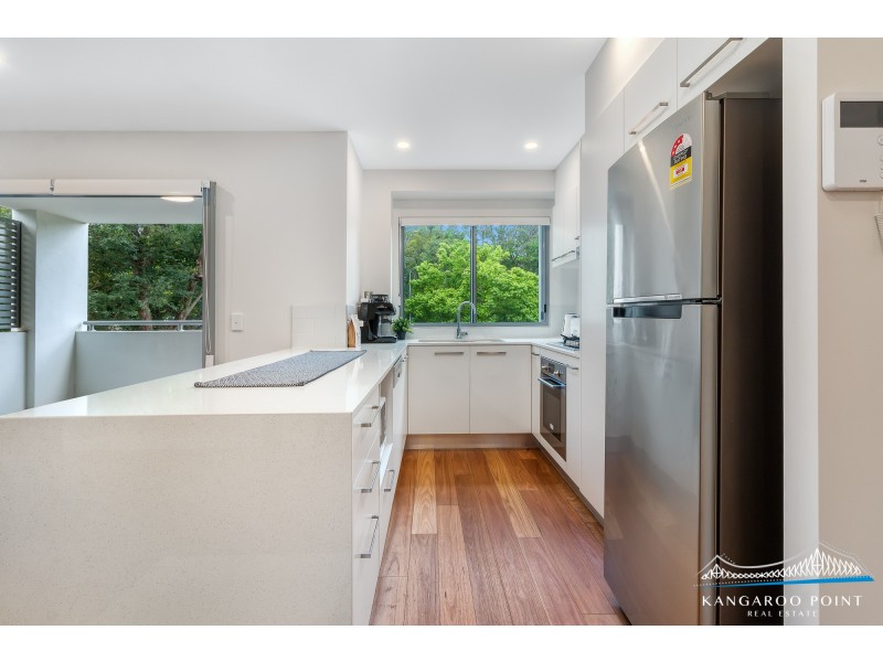 13 Fenton Street, Fairfield QLD 4103