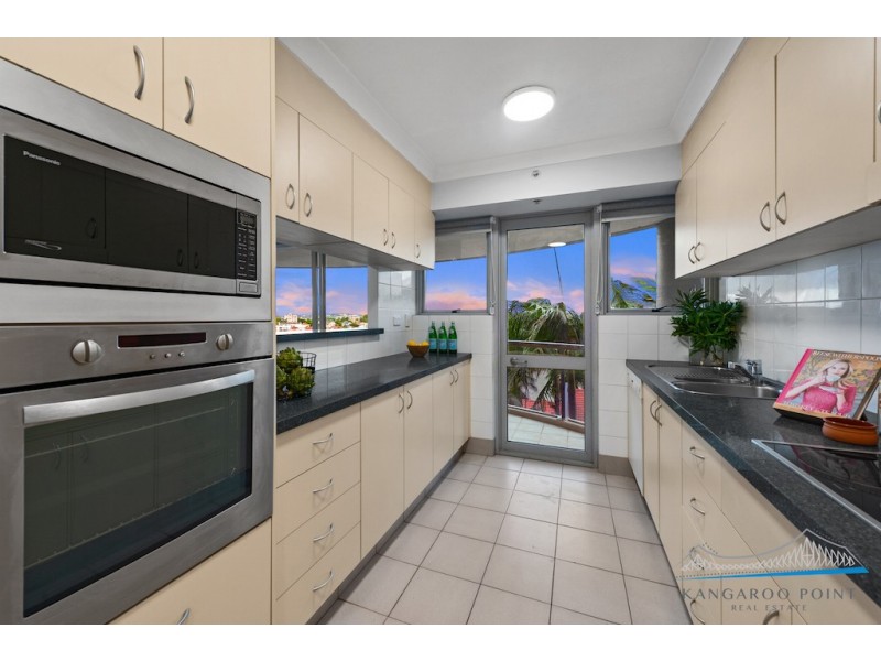19/30 O’Connell Street, Kangaroo Point QLD 4169