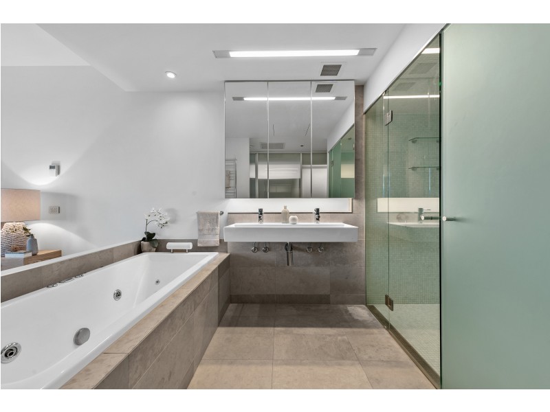 401/33 Ellis Street, Kangaroo Point QLD 4169