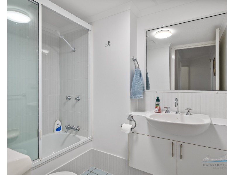 9/55 Thorn Street, Kangaroo Point QLD 4169