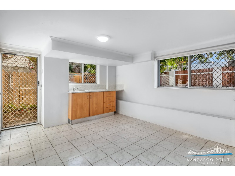 83 Linton Street, Kangaroo Point QLD 4169
