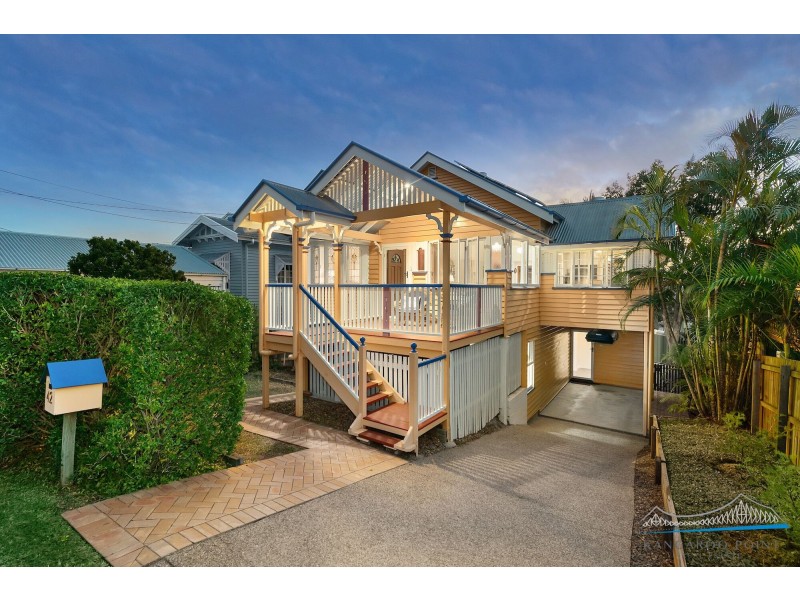 42 Joseph Street, Camp Hill QLD 4152