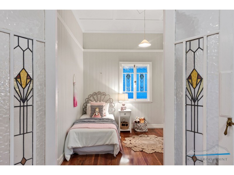 42 Joseph Street, Camp Hill QLD 4152