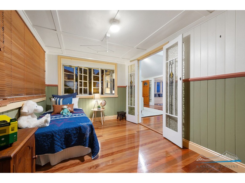 42 Joseph Street, Camp Hill QLD 4152