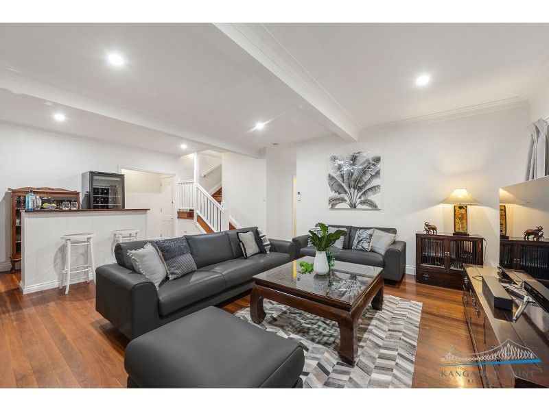 42 Joseph Street, Camp Hill QLD 4152