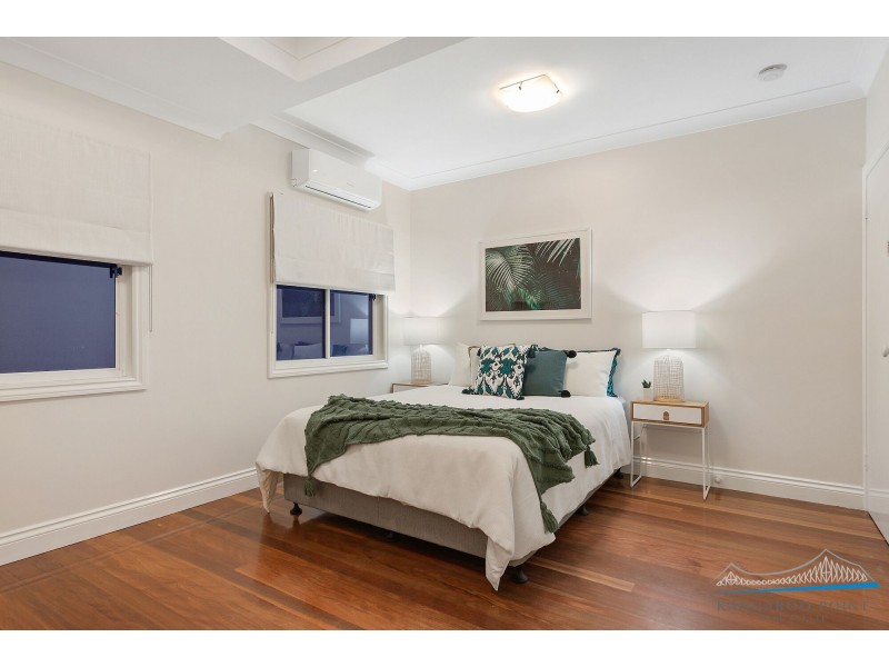 42 Joseph Street, Camp Hill QLD 4152