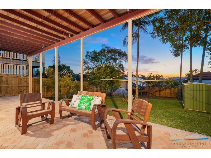 42 Joseph Street, Camp Hill QLD 4152