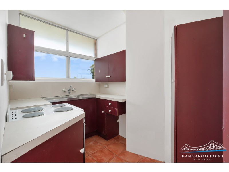 1 Blakeney Street, Highgate Hill QLD 4101