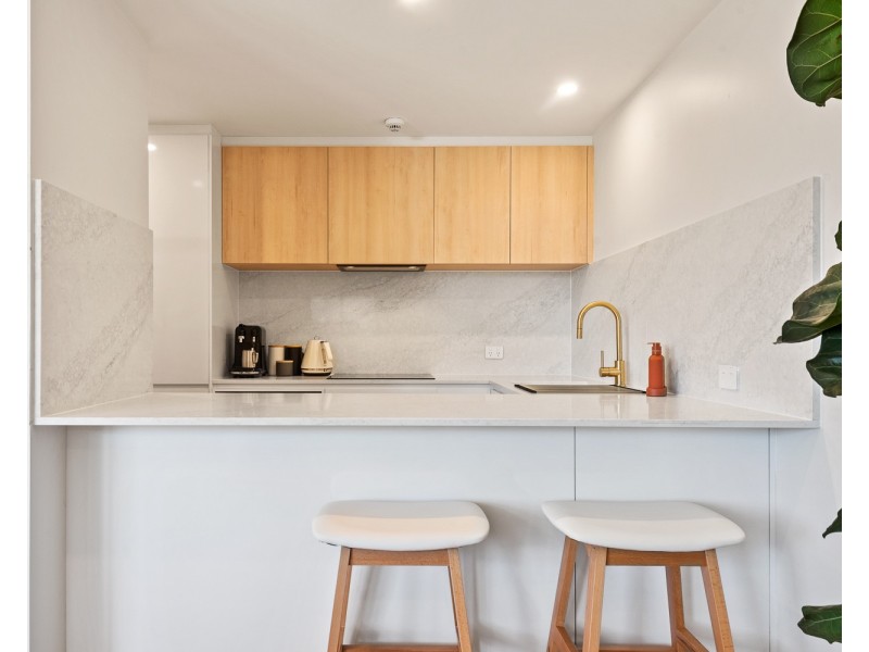 19/10 Goodwin Street, Kangaroo Point QLD 4169