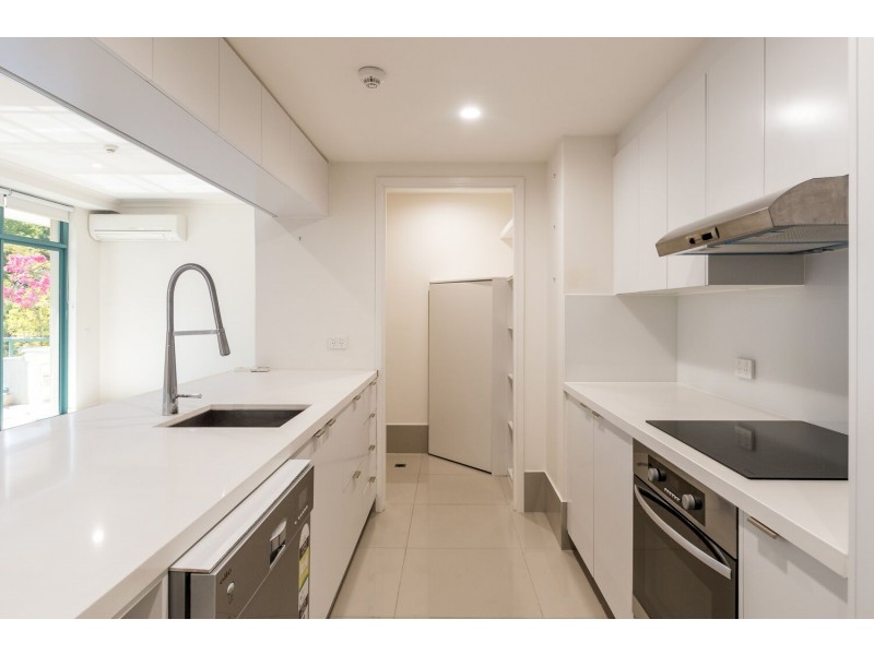 10 Goodwin Street, Kangaroo Point QLD 4169