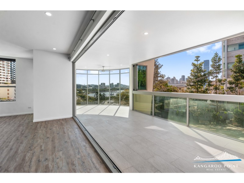 30 Ellis, Kangaroo Point QLD 4169