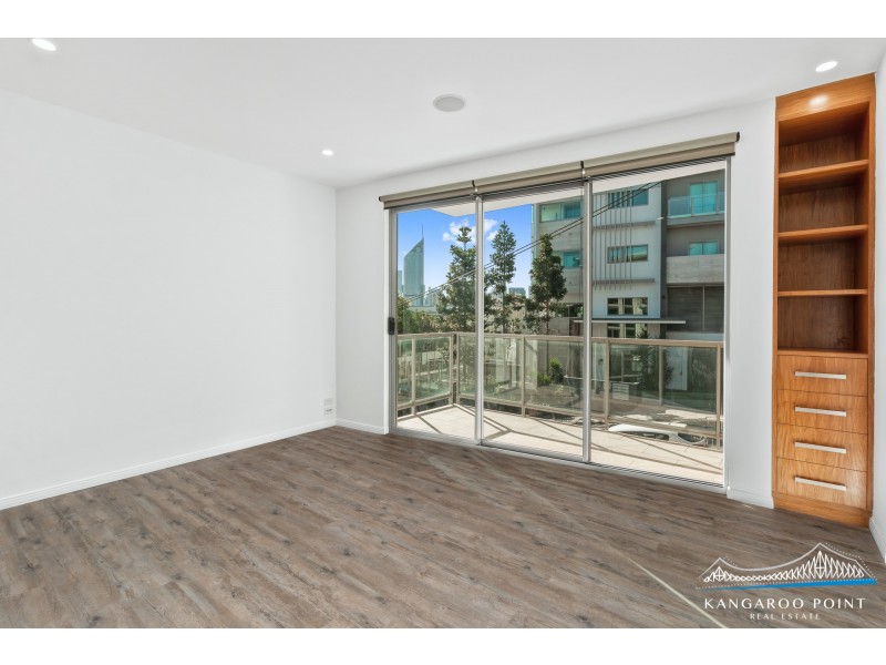 30 Ellis, Kangaroo Point QLD 4169