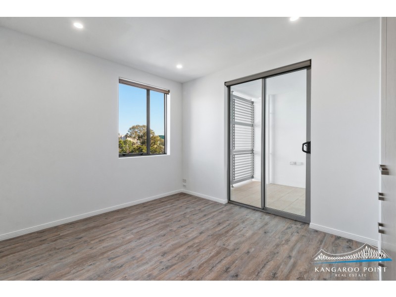 30 Ellis, Kangaroo Point QLD 4169