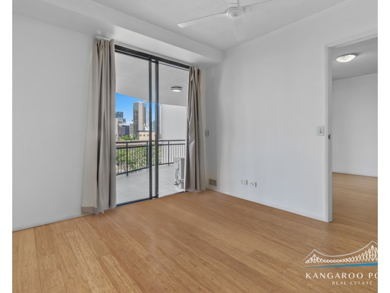 15 Goodwin Street, Kangaroo Point QLD 4169