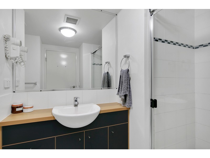 15 Goodwin Street, Kangaroo Point QLD 4169