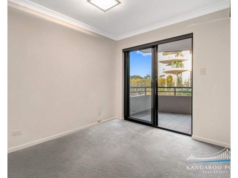 39 Cairns Street, Kangaroo Point QLD 4169