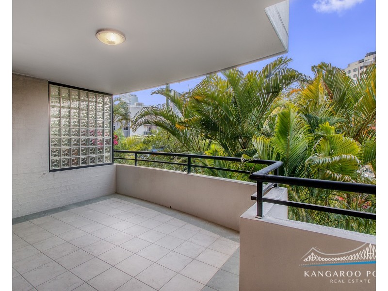 39 Cairns Street, Kangaroo Point QLD 4169