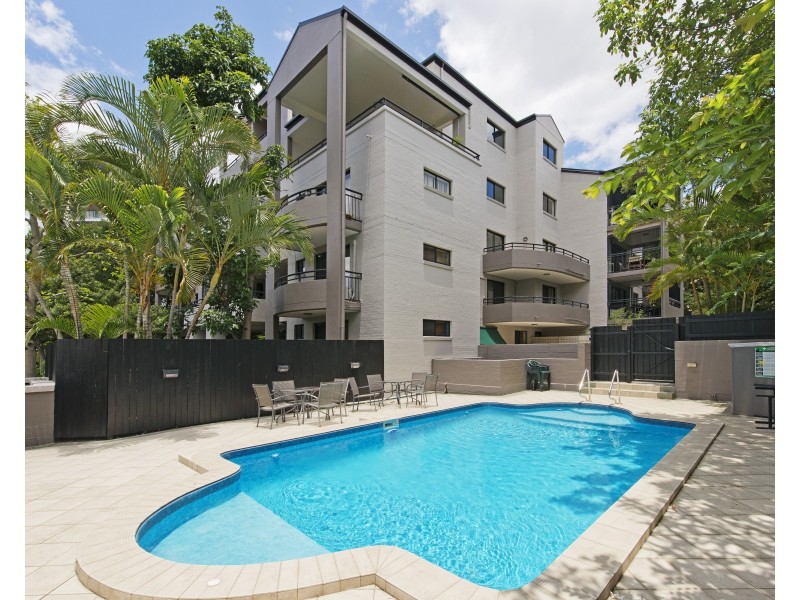 39 Cairns Street, Kangaroo Point QLD 4169