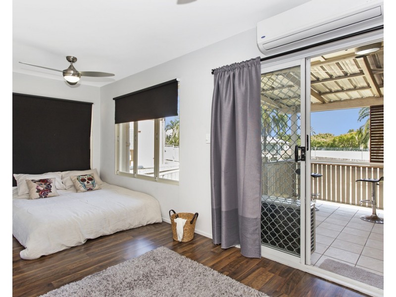30 Villa Street, Annerley QLD 4103
