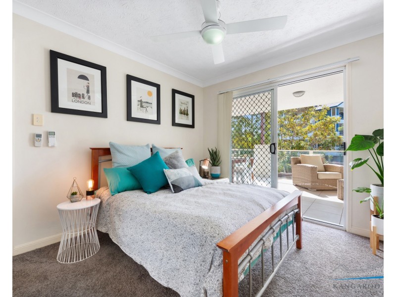 2/275 Shafston Avenue, Kangaroo Point QLD 4169