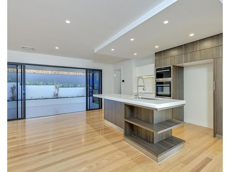 23 East Street, Camp Hill QLD 4152