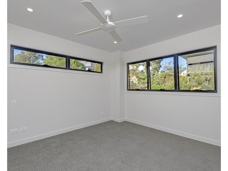 23 East Street, Camp Hill QLD 4152