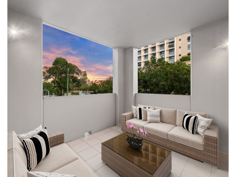 153 Lambert Street, Kangaroo Point QLD 4169