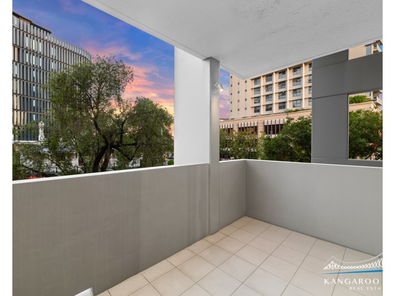 153 Lambert Street, Kangaroo Point QLD 4169