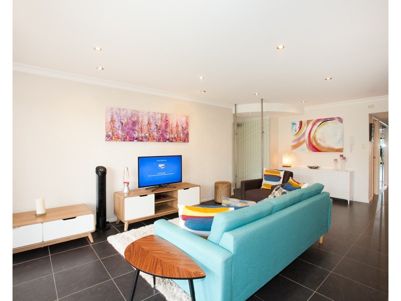 36 MacDonald Street, Kangaroo Point QLD 4169