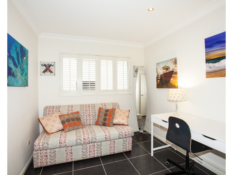 36 MacDonald Street, Kangaroo Point QLD 4169