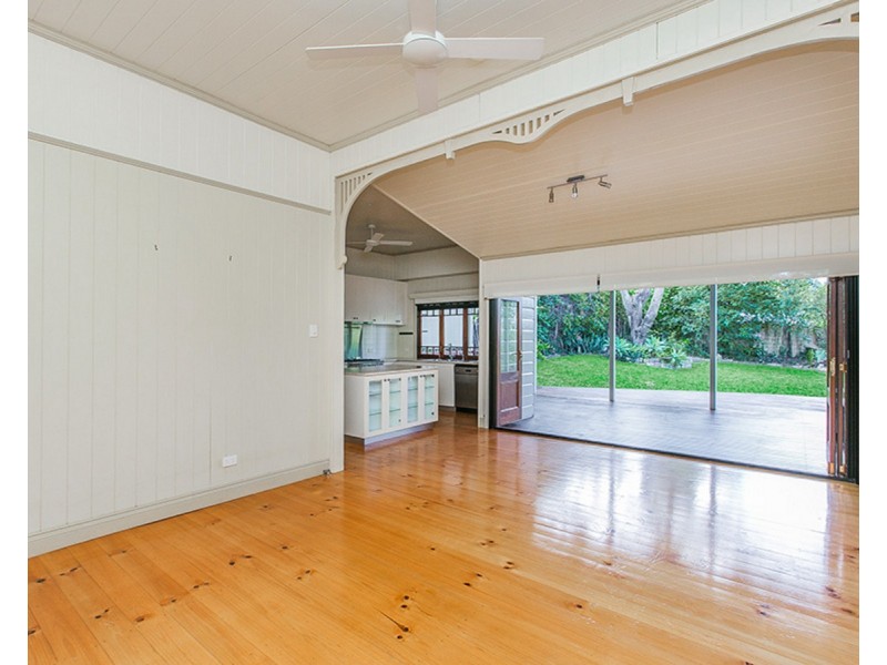 27 Granthan Street, Dutton Park QLD 4102
