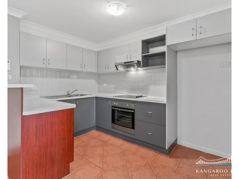 106 Linton Street, Kangaroo Point QLD 4169